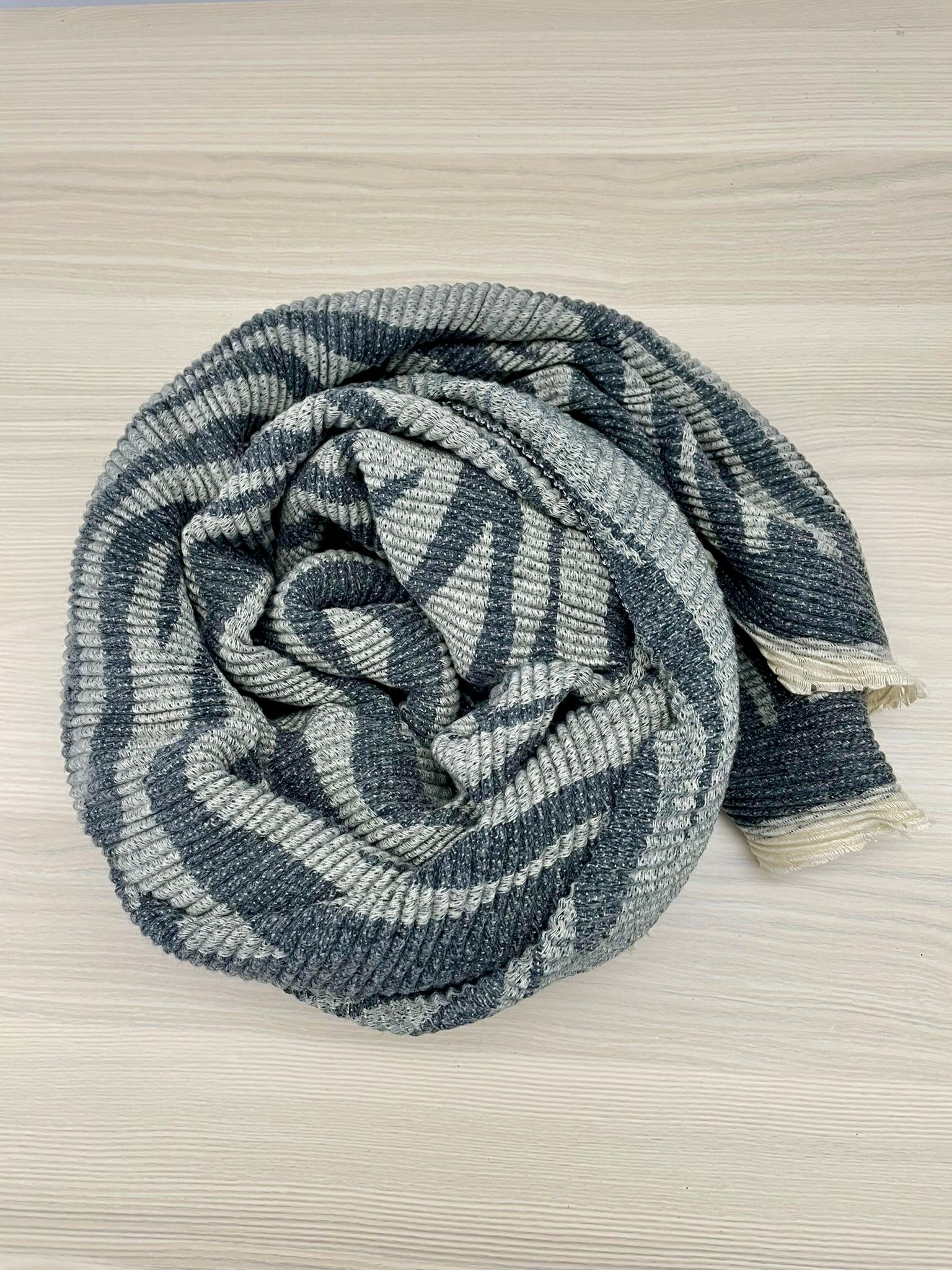 Animal Rib Knit Scarf